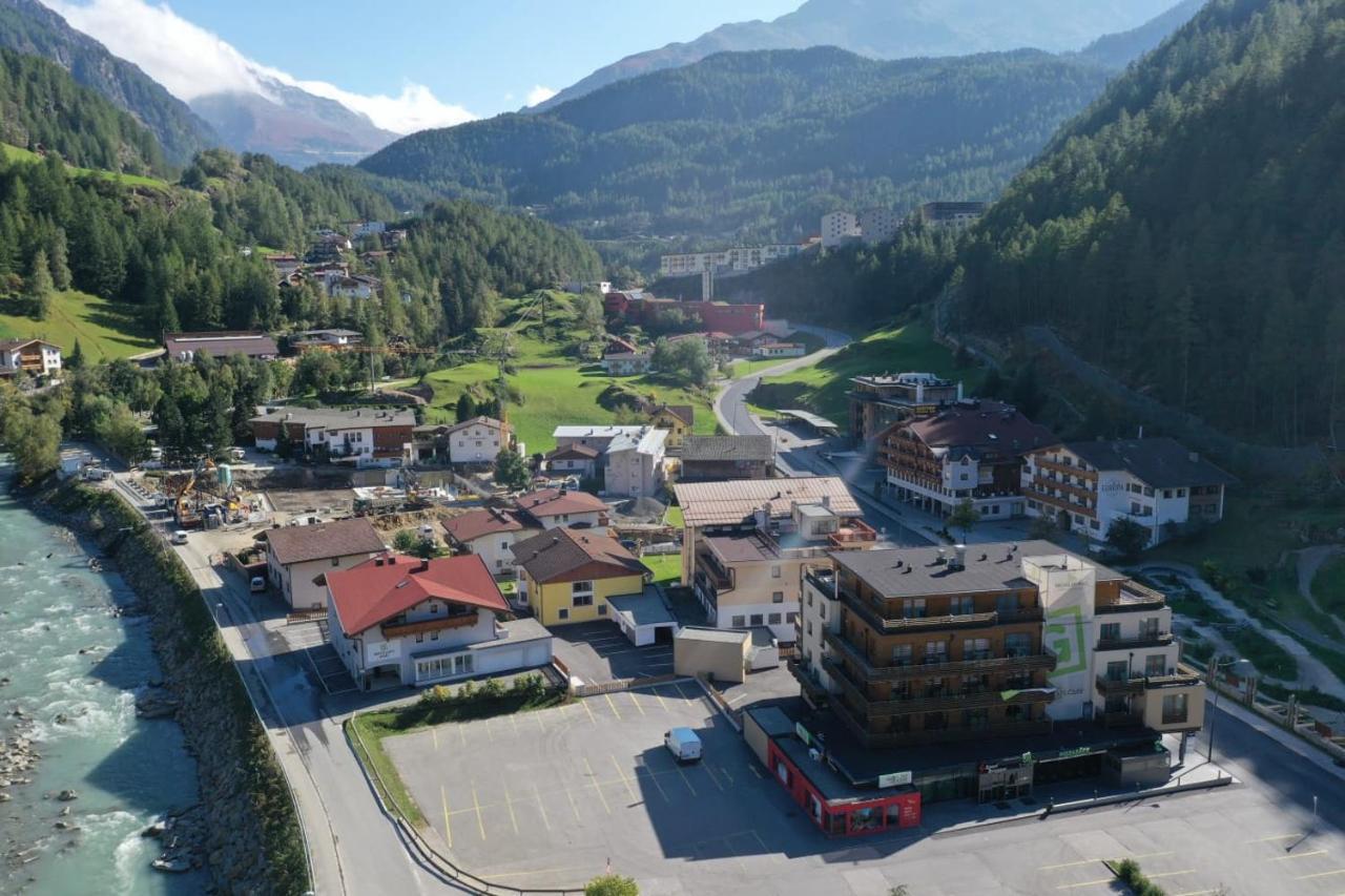Hotel Baeckelar Wirt Superior Solden Exterior photo